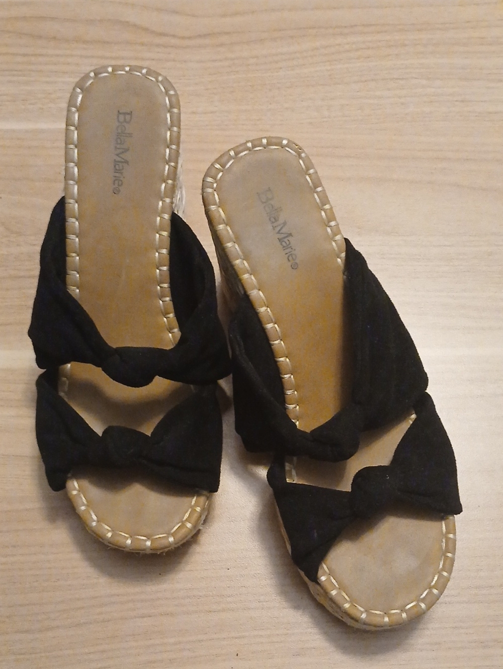 Bella Marie "Black Knot" Slip-On Mules in Size 8